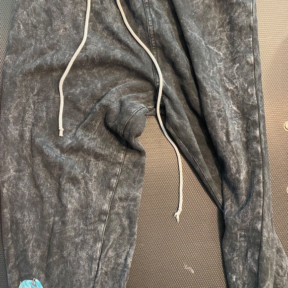 Hatsune Miku Hot Topic Sweatpants with Drawstring - Picture 3 of 3